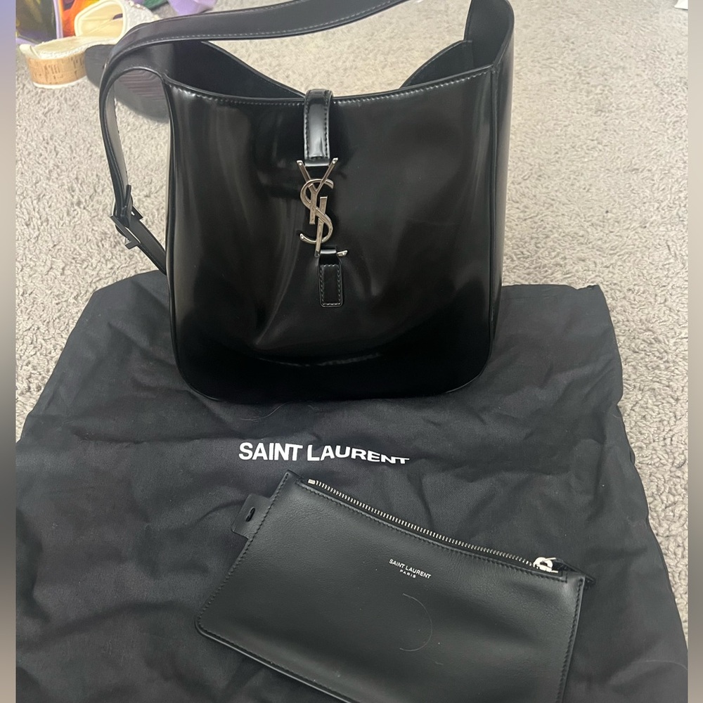Saint Laurent Black Leather Shoulder Bag